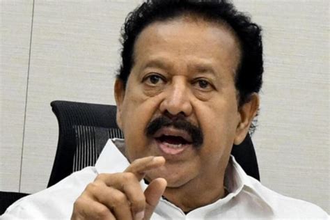 சீட்டுக் கட்டுதல் .